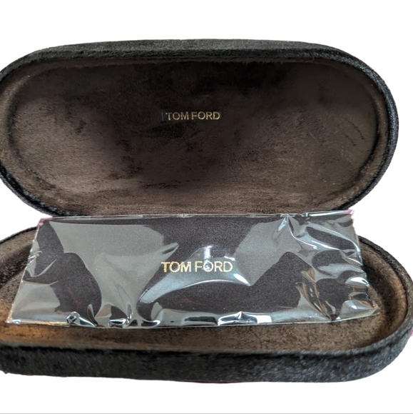NEW ..Tom Ford FT0870 Wallace Sunglasses main image 5